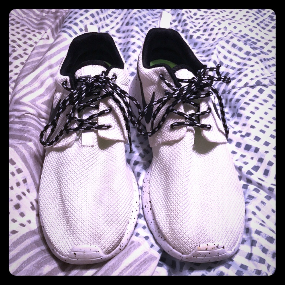 Nike Roshes!